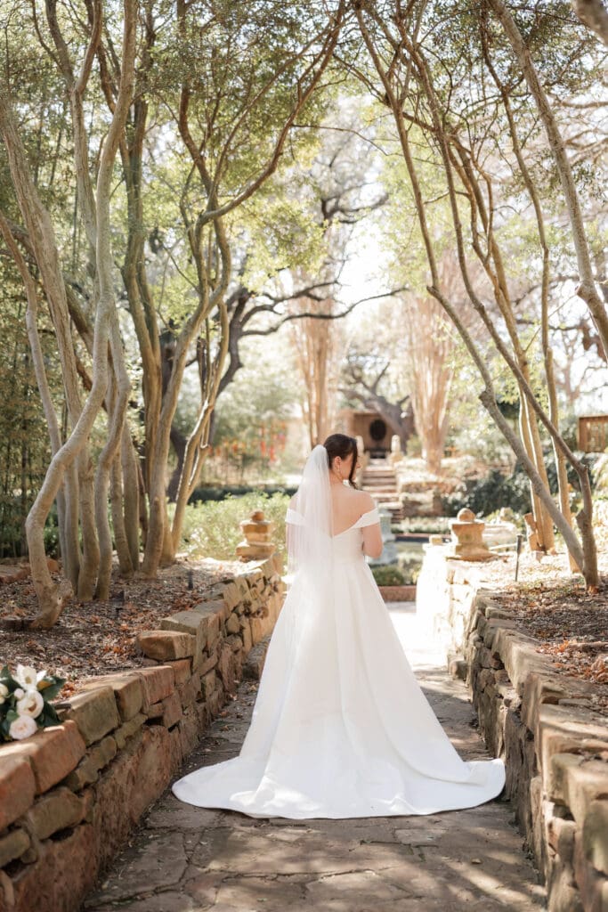 Bridal portrait at Chandor Gardens in Weatherford, TX
