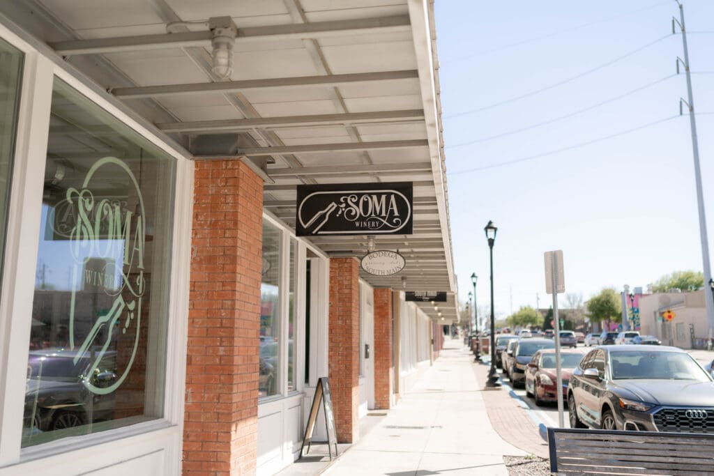 Soma Winery outdoor sign