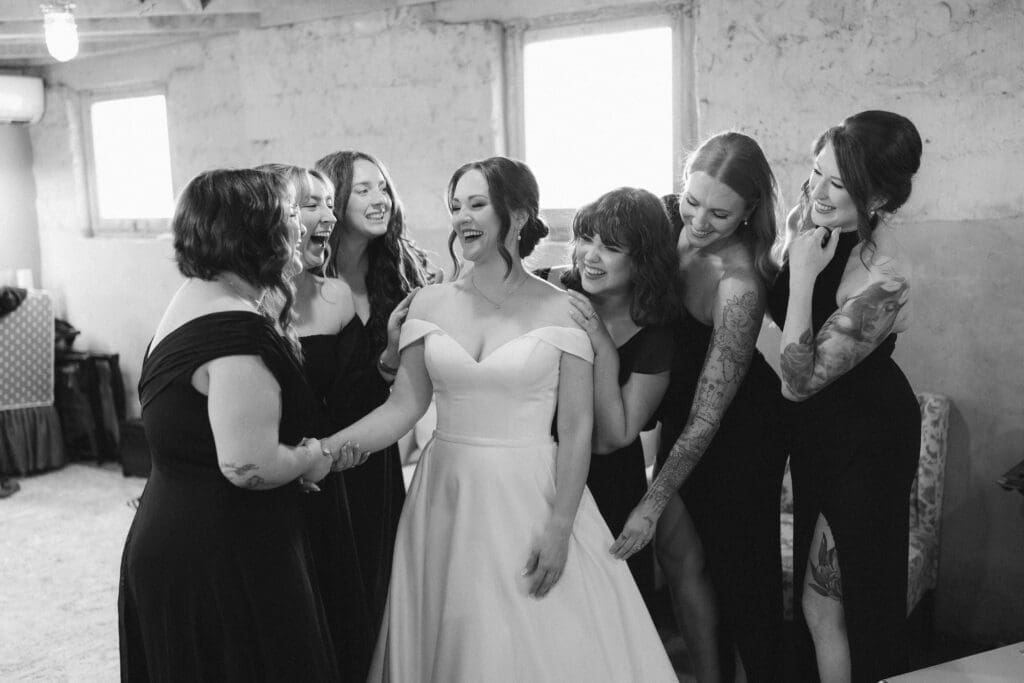 Bride getting ready at The 1906 wedding venue in Whitesboro, TX