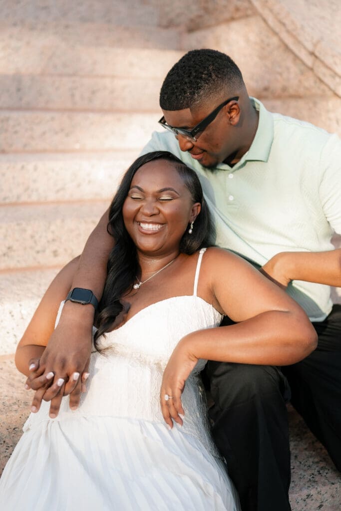 Golden hour Fort Worth engagement photos on the courthouse steps