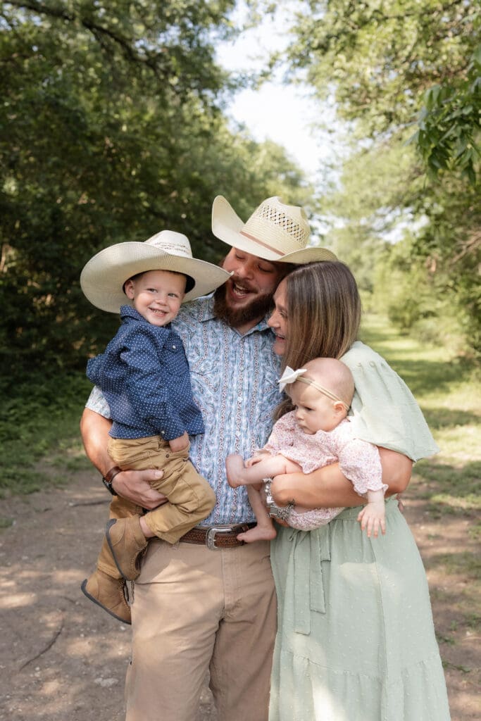 Family photography at Airfield Falls